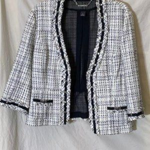 White House Black Market Black/White plaid  jacket Size 12